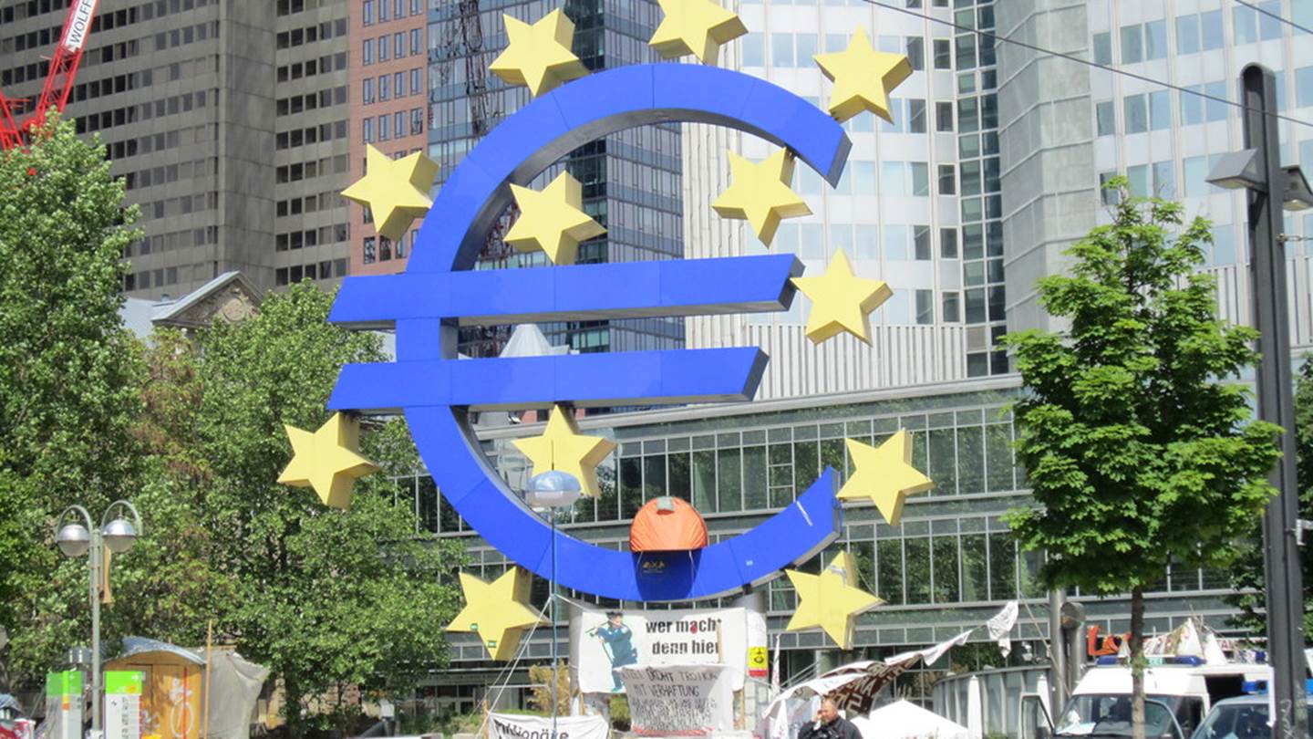 Η επόμενη μέρα της οικονομίας φέρνει αλλαγές έκπληξη για το δημόσιο χρέος