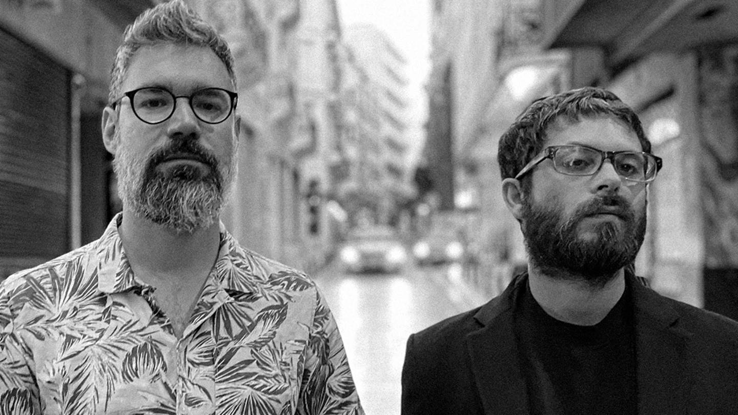 Οι My Wet Calvin βρήκαν τον τρόπο για να δεις τον Γιάννη Φλωρινιώτη αλλιώς