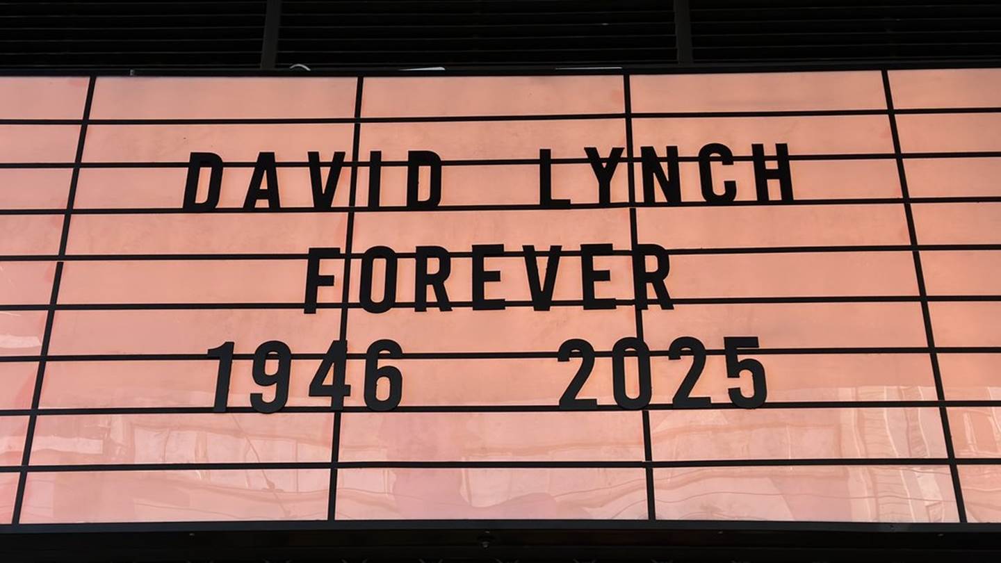 Στο Cinobo Πατησίων, θα βρεις μία ειδική προβολή για να τιμήσεις σωστά τη μνήμη του David Lynch