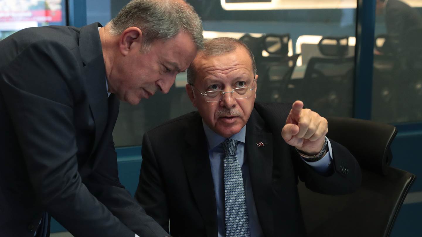 Ο Erdogan ελέγχει πλέον και με το νόμο τα social media