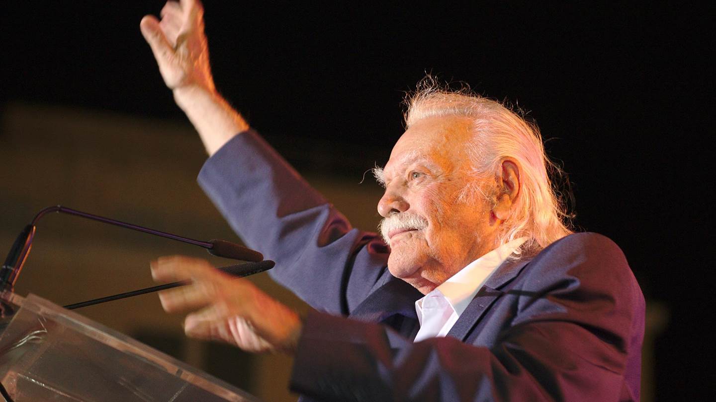 Το τελευταίο αντίο στον Μανώλη Γλέζο