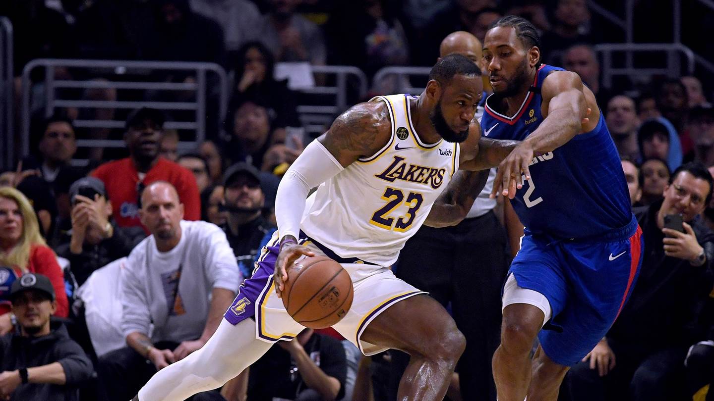 Οι Clippers μόλις αγόρασαν την ιστορική έδρα των Lakers