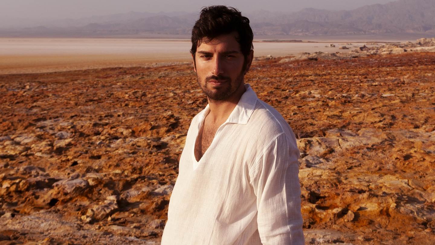 Enrico Costantini: Ο επίμονος φωτογράφος