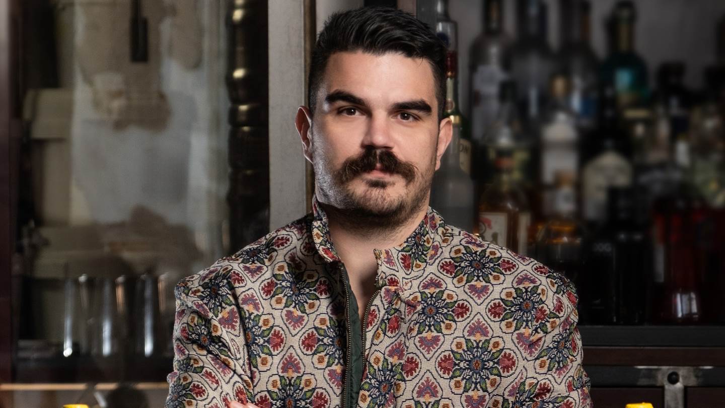 Τα gin & tonics του Βασίλη Κυρίτση