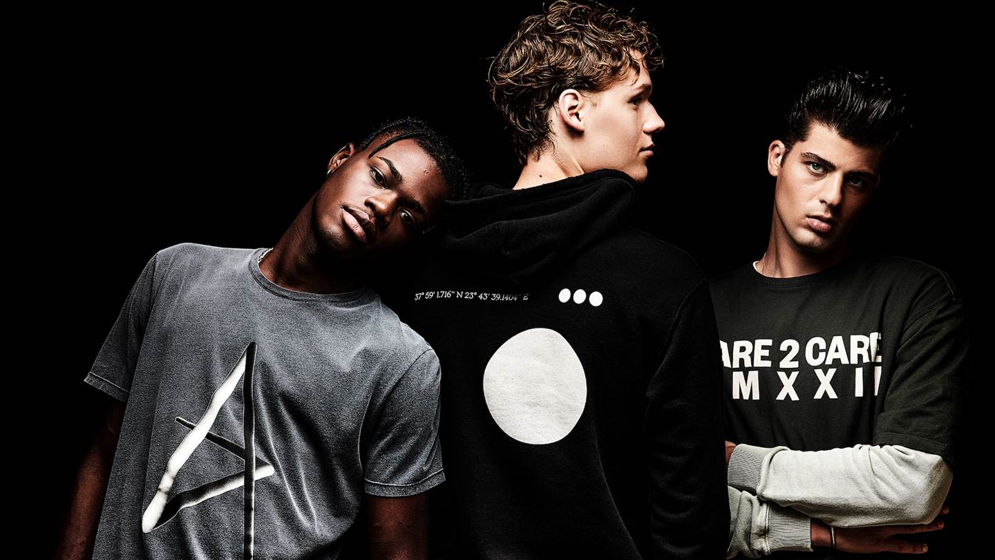 Τα μόνα ρούχα που χρειάζεσαι για τη νέα σεζόν