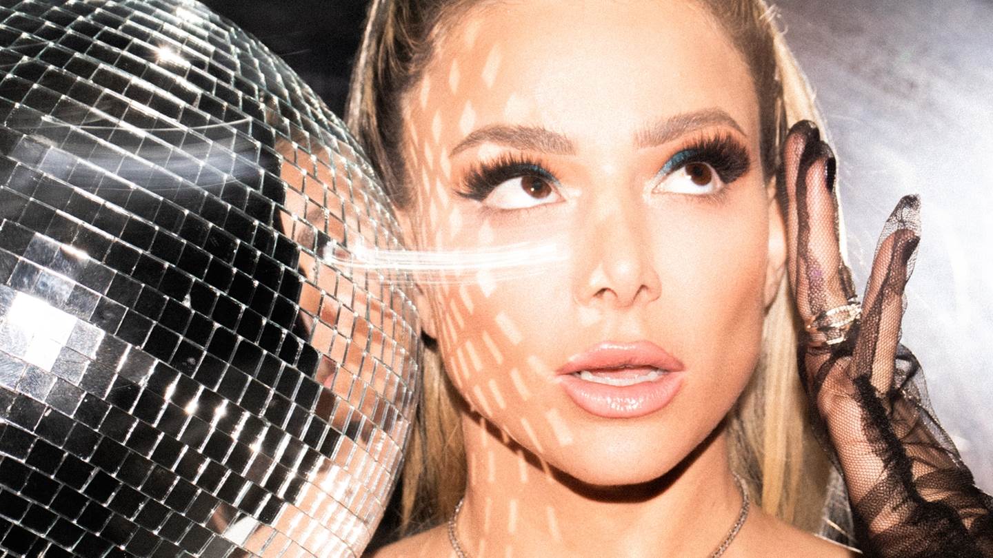 Η Josephine δε σταματά πουθενά