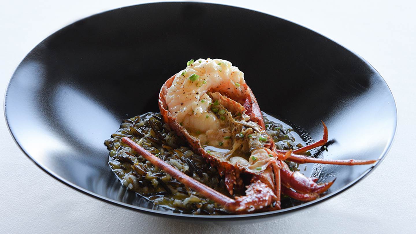 The White House: Ο Λευτέρης Λαζάρου σαλπάρει για Κέρκυρα