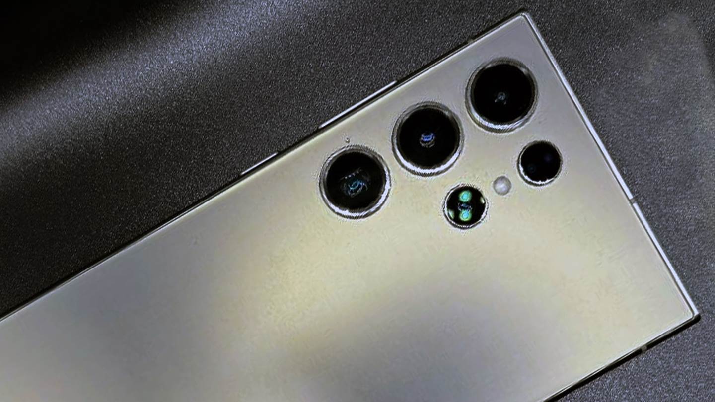 H υπεροχή του Samsung Galaxy S24 Ultra οφείλεται στην τεχνητή νοημοσύνη