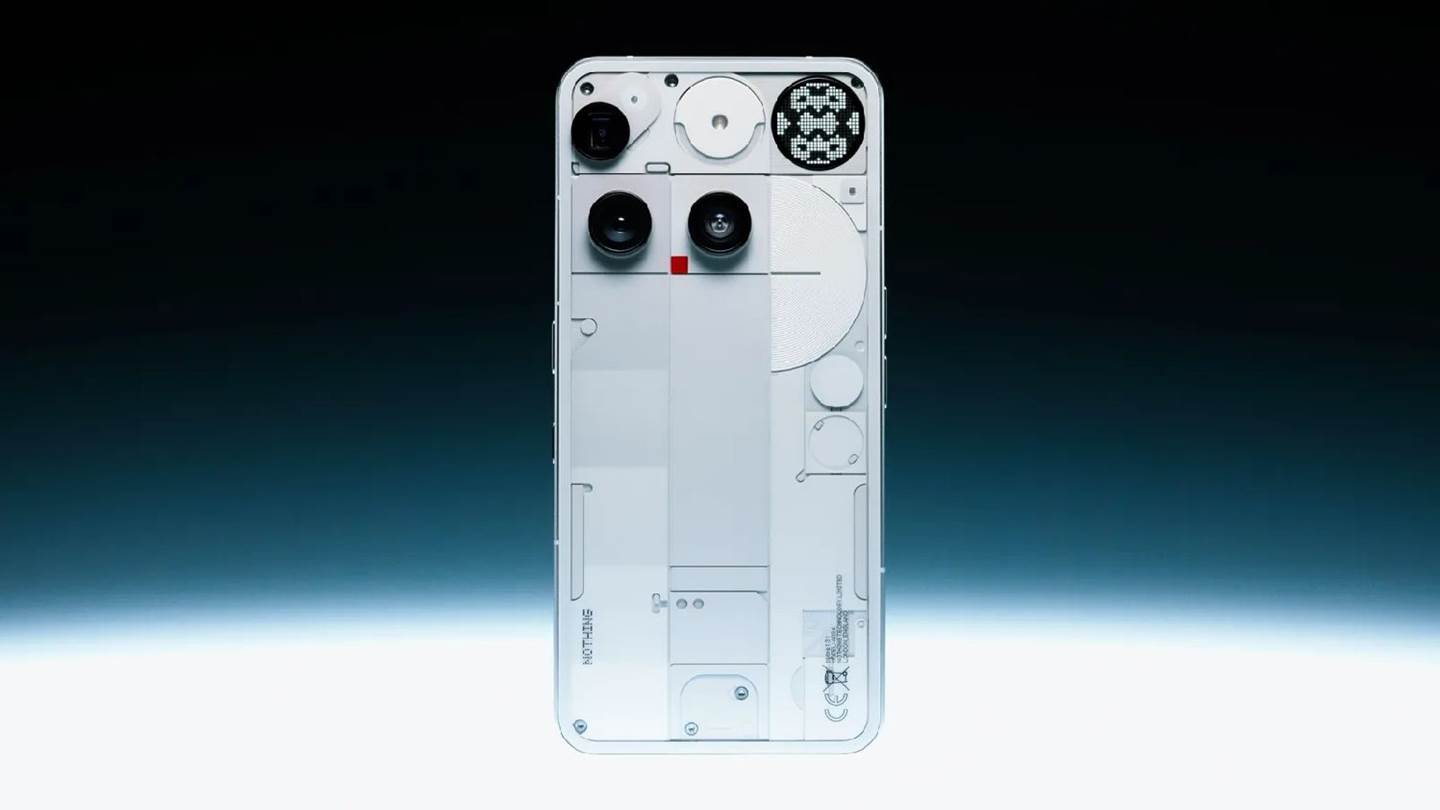 Μόλις εμφανίστηκε το ξεχωριστό κινητό Nothing Phone (3) -τι έχει αλλάξει