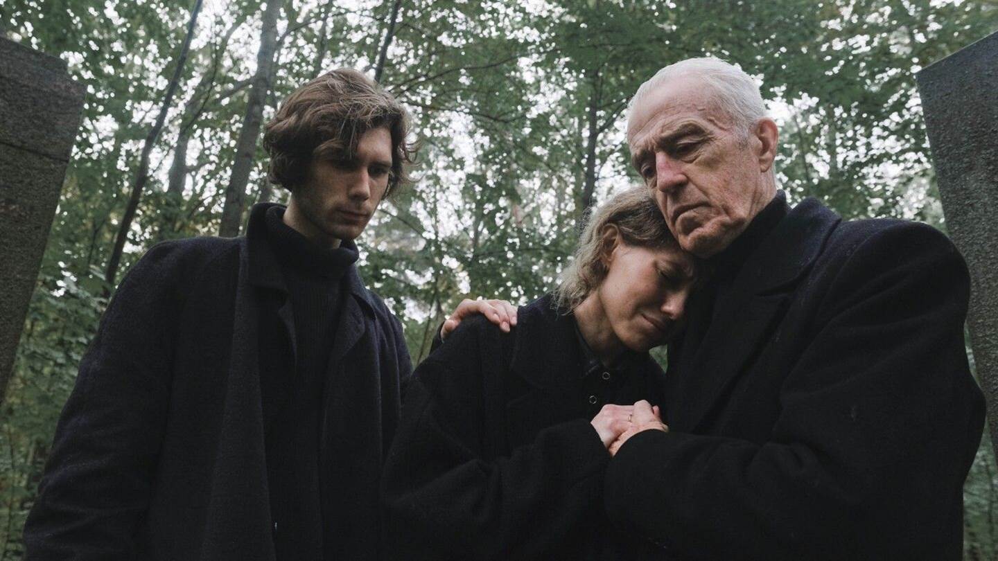 Ήξερες ότι μπορείς να συνομιλήσεις με τους αγαπημένους σου, ακόμα κι αν έχουν φύγει από τη ζωή;