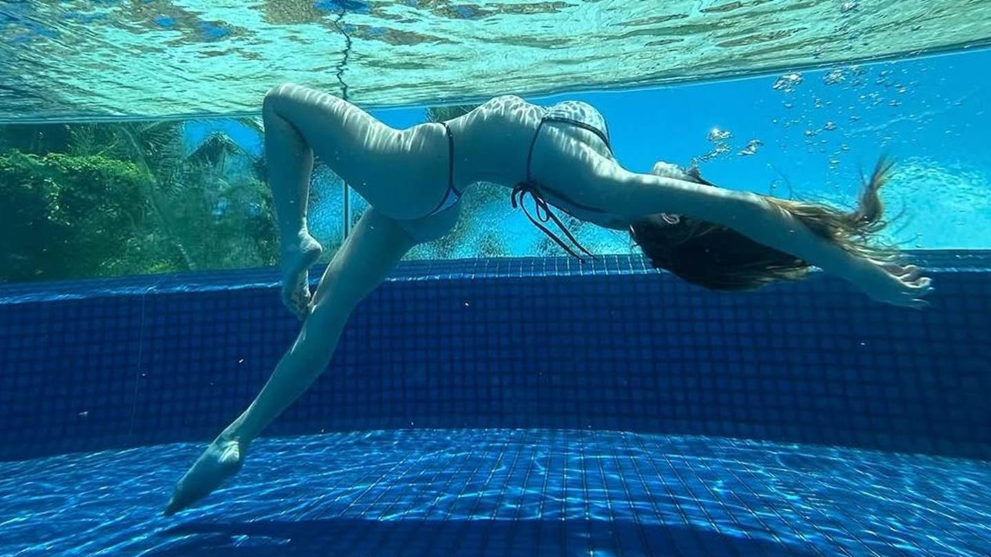 Η Sydney Sweeney έβαλε ξανά το μαγιό της και 'έριξε' το Instagram