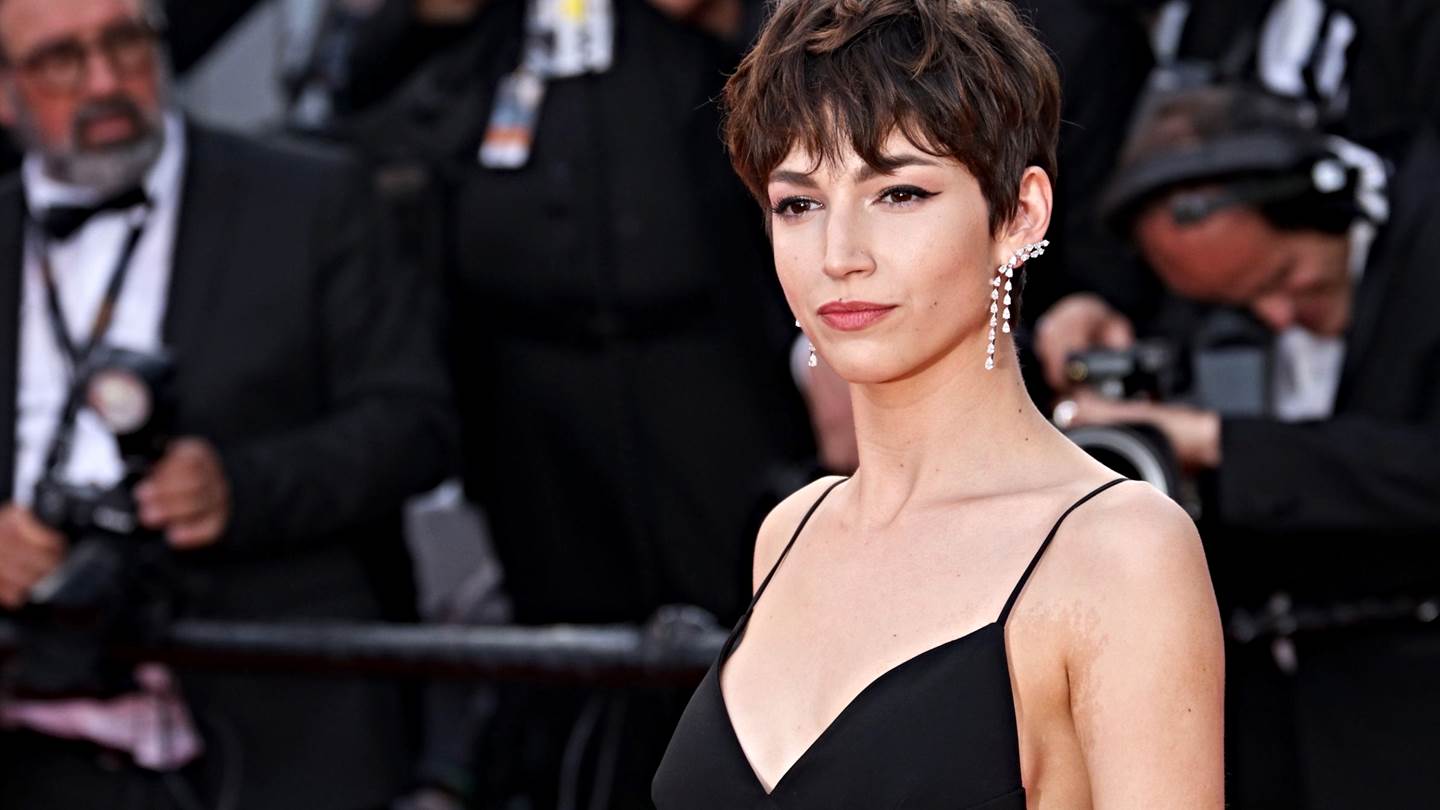 Η επικίνδυνη θηλυκότητα της Ursula Corbero