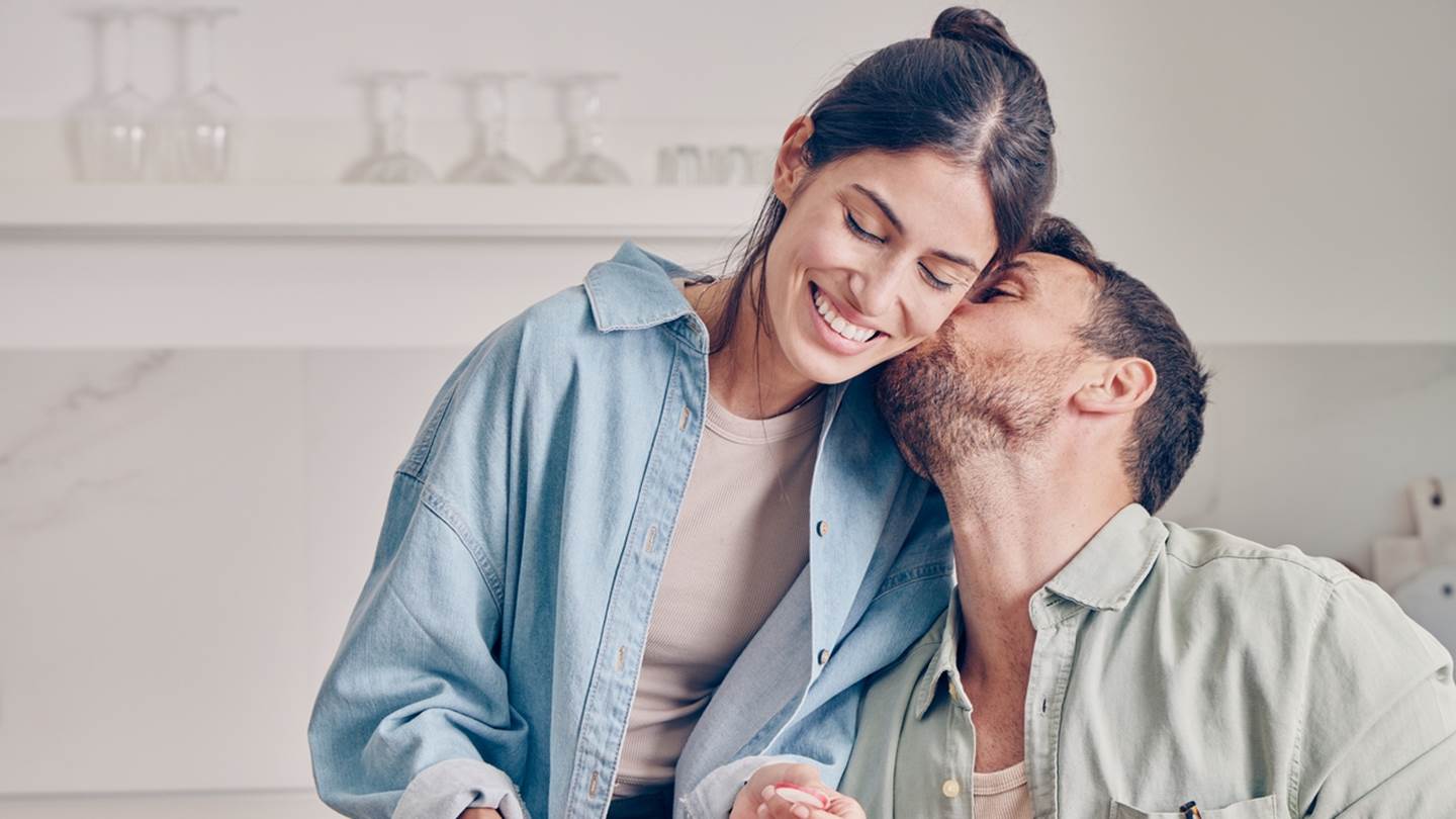 Πώς θα καταλάβεις αν είσαι σε σχέση από επιλογή και όχι από ανάγκη