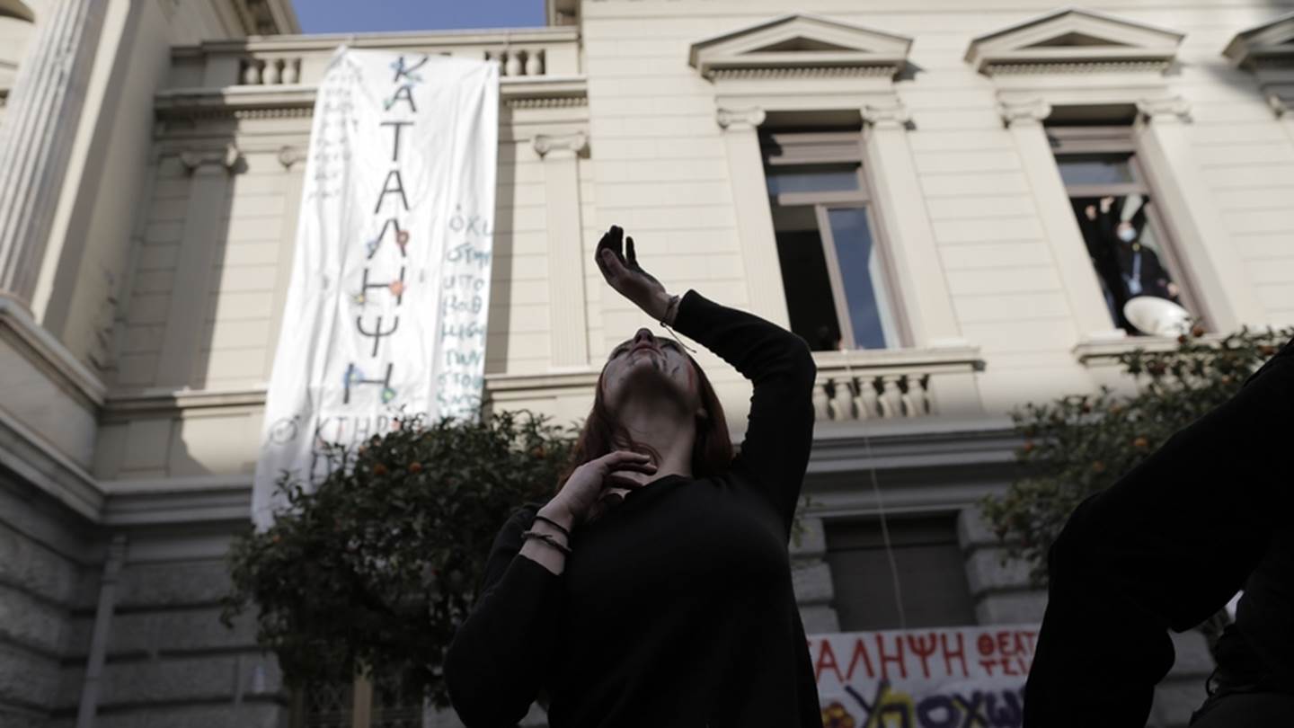 Τι ισχύει με τις συμβάσεις των καθηγητών του Εθνικού Θεάτρου