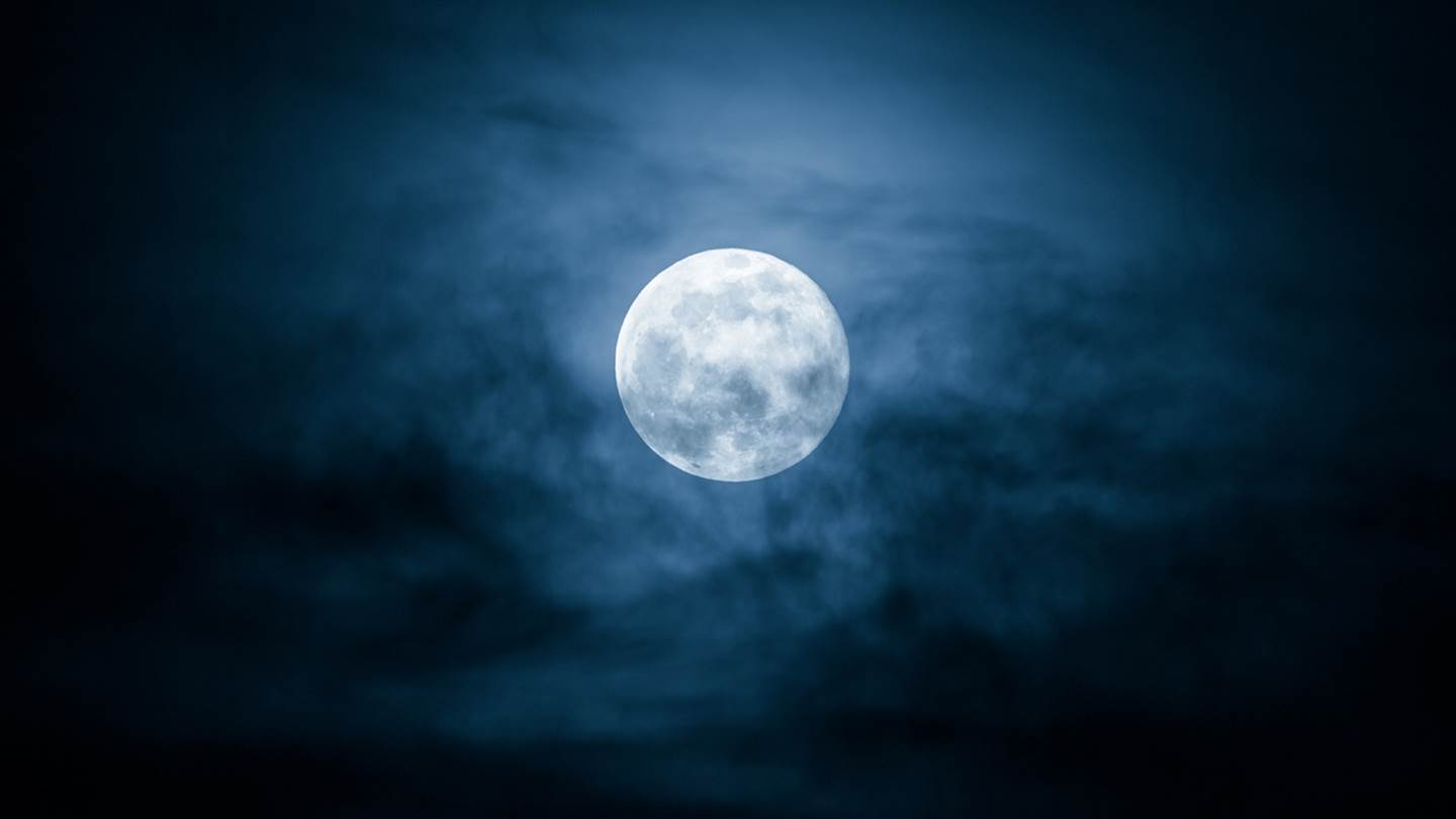 Τι είναι το 'μαύρο φεγγάρι'; Το σπάνιο φαινόμενο που θα δούμε στις 23 Αυγούστου