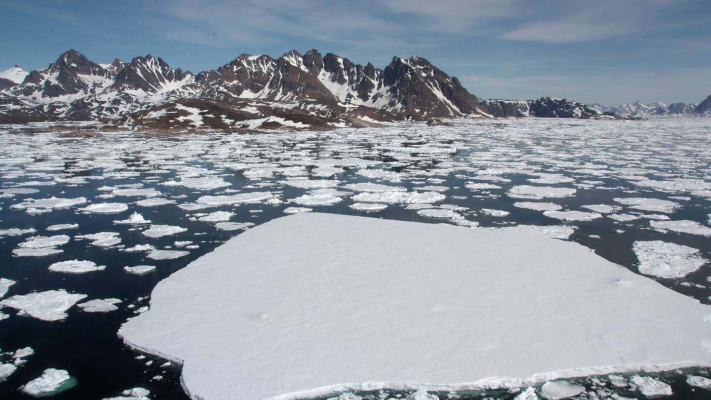 Η NASA εντόπισε μυστική βάση του Ψυχρού Πολέμου 30 μέτρα κάτω από τον πάγο, στη Γροιλανδία