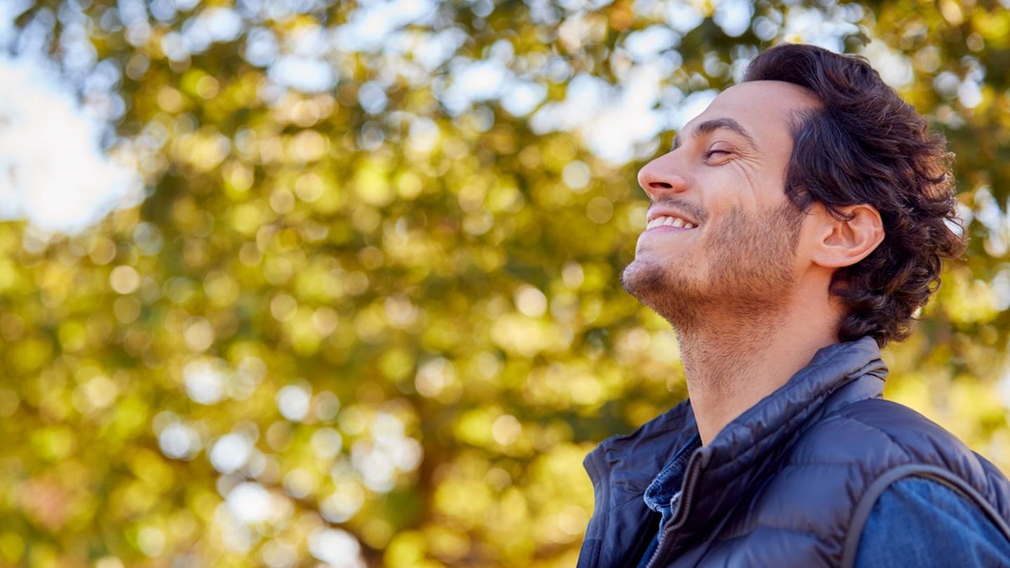 Πώς η επαφή με τη φύση μειώνει τον πόνο σύμφωνα με νέα έρευνα