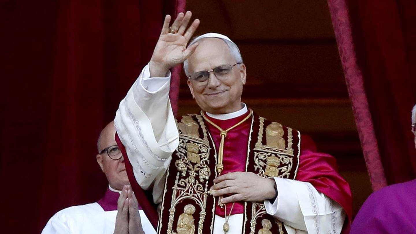 Πάπας Λέων XIV: Ποιος είναι ο νέος προκαθήμενος της Καθολικής Εκκλησίας