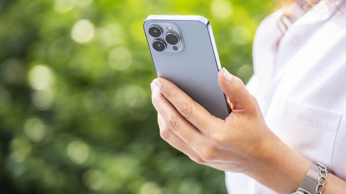 Αυτά είναι τα 6 καλύτερα κινητά της ελληνικής αγοράς