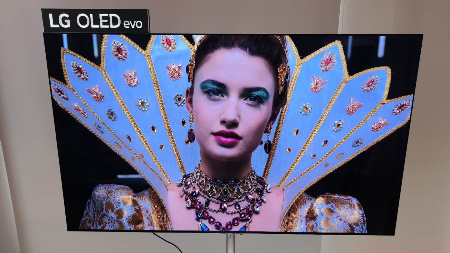 H LG παρουσίασε τις νέες OLED και QNED τηλεοράσεις για το 2025