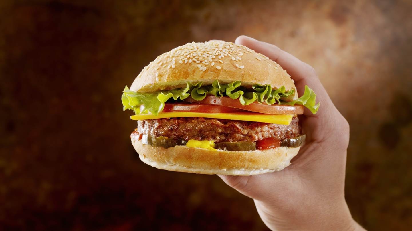 Ένας πάναπλος οδηγός για το τέλειο, σπιτικό burger