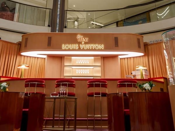 Όταν το καλύτερο μπαρ του κόσμου συνάντησε τη Louis Vuitton