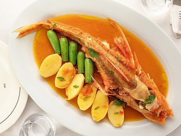 Aυτά τα εστιατόρια σερβίρουν τη νοστιμότερη ελληνική κουζίνα στην Αθήνα