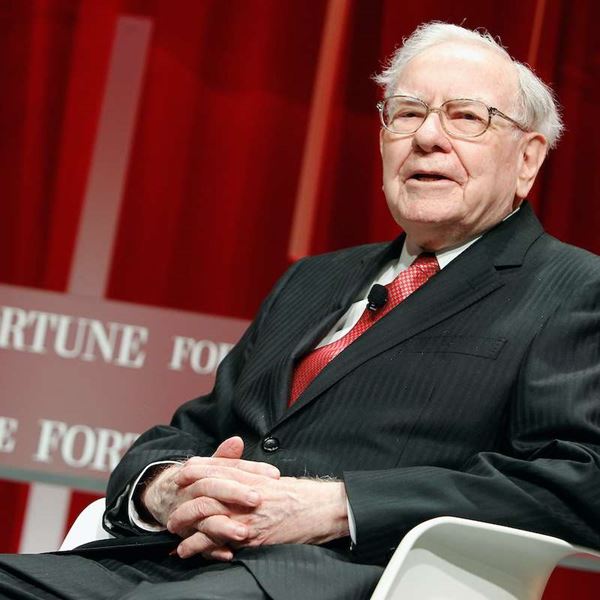 Ο Warren Buffett αποκλήρωσε τις εγγονές του