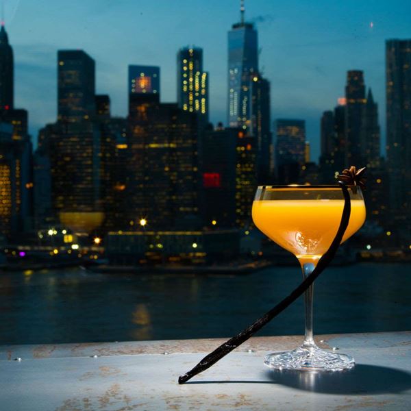 Tο bar του Μπρούκλιν που εύκολα θα έπιναν ποτό ο James Bond μαζί με τον James Dean