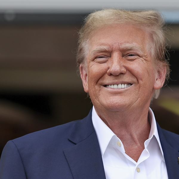 Επίσημα το χρίσμα στον Donald Trump