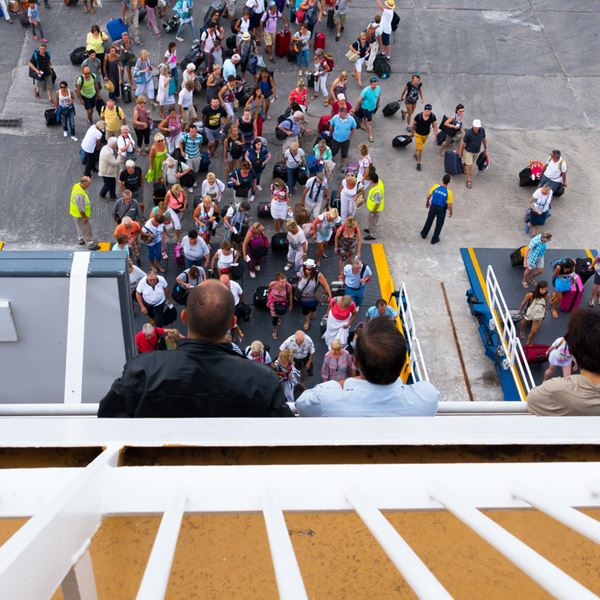 Πώς θα γίνονται οι μετακινήσεις με αυτοκίνητο, αεροπλάνο και πλοίο