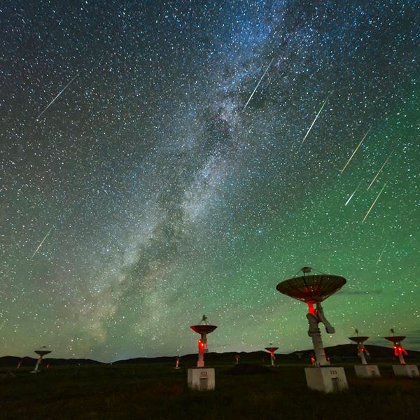 Ανακαλύφθηκε ένα ασυνήθιστο αστρικό σύστημα με έξι ήλιους και έξι εκλείψεις