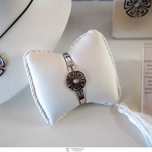 Αέναον, το νέο γούρι του οίκου Zolotas για το 2025