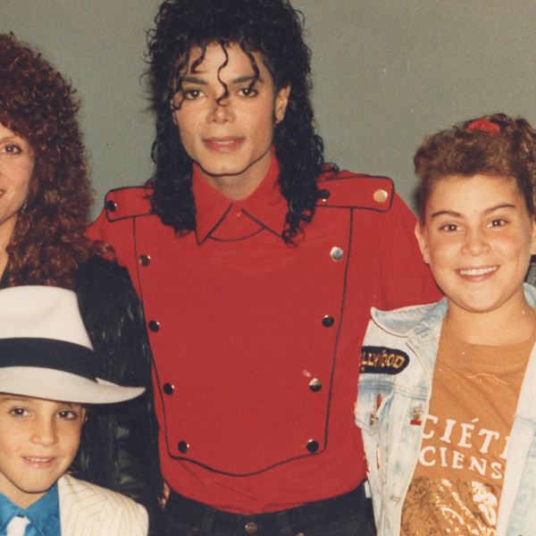 Η αιώνια, σκοτεινή σκιά του Michael Jackson