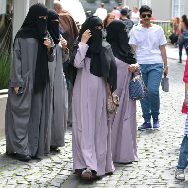 Η επιστροφή της μπούρκας στο Αφγανιστάν