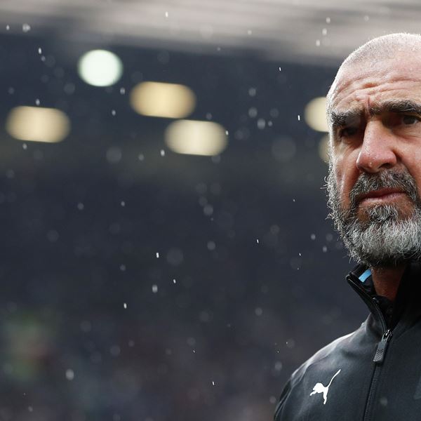 Με τον Neymar τα έχει ο Cantona, τώρα τον συγκρίνει με βαλίτσα