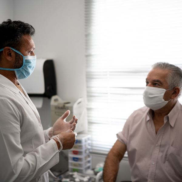 Ανησυχητικά μικρά τα ποσοστά εμβολιασμού στους άνω των 50