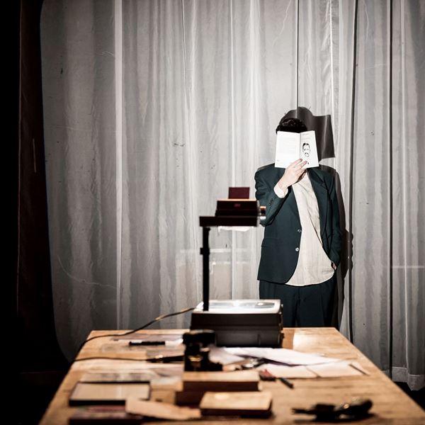 Πρώτη φορά θεατρικά