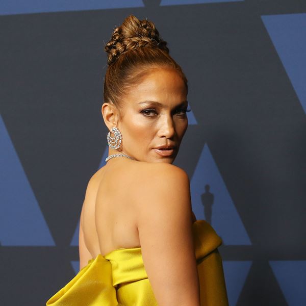 Το γυμνό κορμί της Jennifer Lopez στο εξώφυλλο του νέου της single