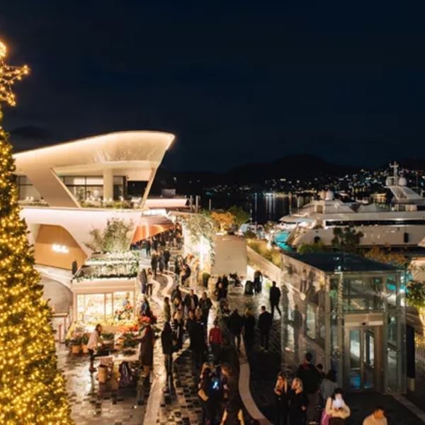 Christmas shopping στη Μαρίνα Βουλιαγμένης | Μία high-end εμπειρία στο πιο πολυτελές σημείο της πόλης