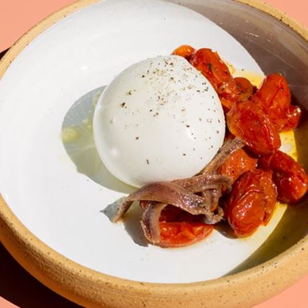 Materia Prima, το νέο wine bistro του Παγκρατίου