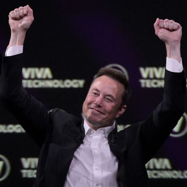 Ο Elon Musk ετοιμάζει extreme make over στο Twitter