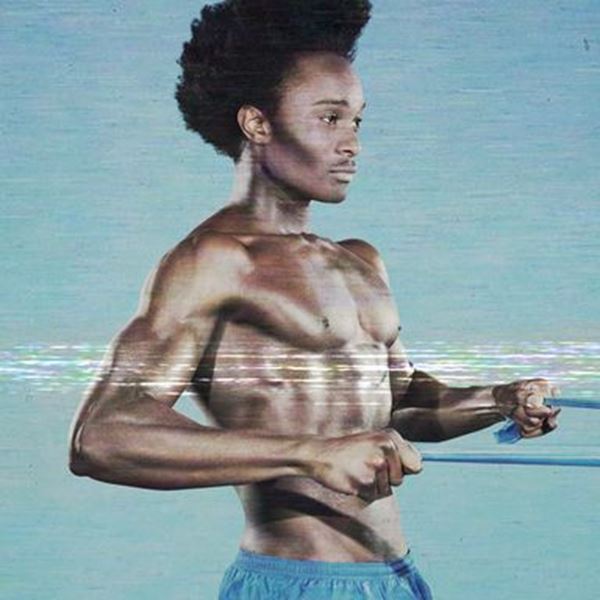 Μεταμόρφωσε μία προπόνηση με λάστιχα σε πλήρη συνεδρία με βάρη