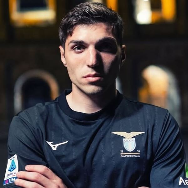 Ποια ομάδα της Premier League διεκδικεί τον Χρήστο Μανδά - Το 'τρελό' ποσό που ζητά η Λάτσιο