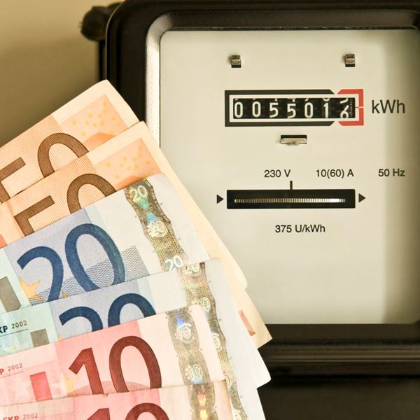 Πώς θα γίνει η καταβολή των αναδρομικών για τους λογαριασμούς ρεύματος