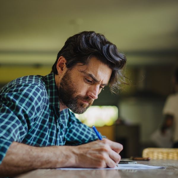 Κρατώντας σημειώσεις στο χαρτί γίνεσαι εξυπνότερος