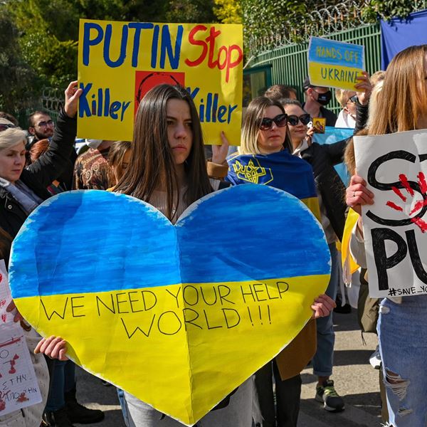 Ο πόλεμος μέσα από τα μάτια των Ουκρανών που ζουν στην Ελλάδα