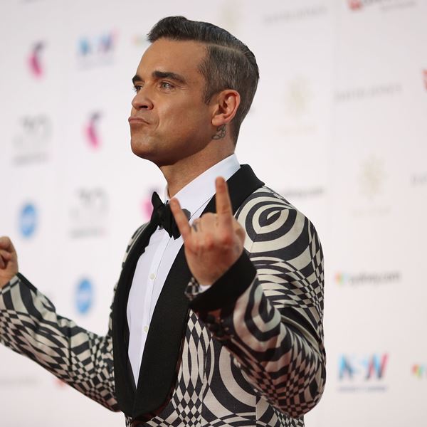 Tο τραγούδι του Robbie Williams για τα Χριστούγεννα εν μέσω πανδημίας