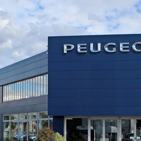 Πώς θα κάνεις το παλιό σου αυτοκίνητο σαν καινούργιο μόνο με 50 ευρώ