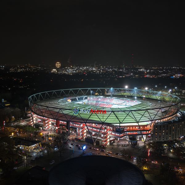 Η Λεβερκούζεν μόλις έγινε η πρώτη ομάδα που παίρνει αήττητη τον τίτλο στη Bundesliga